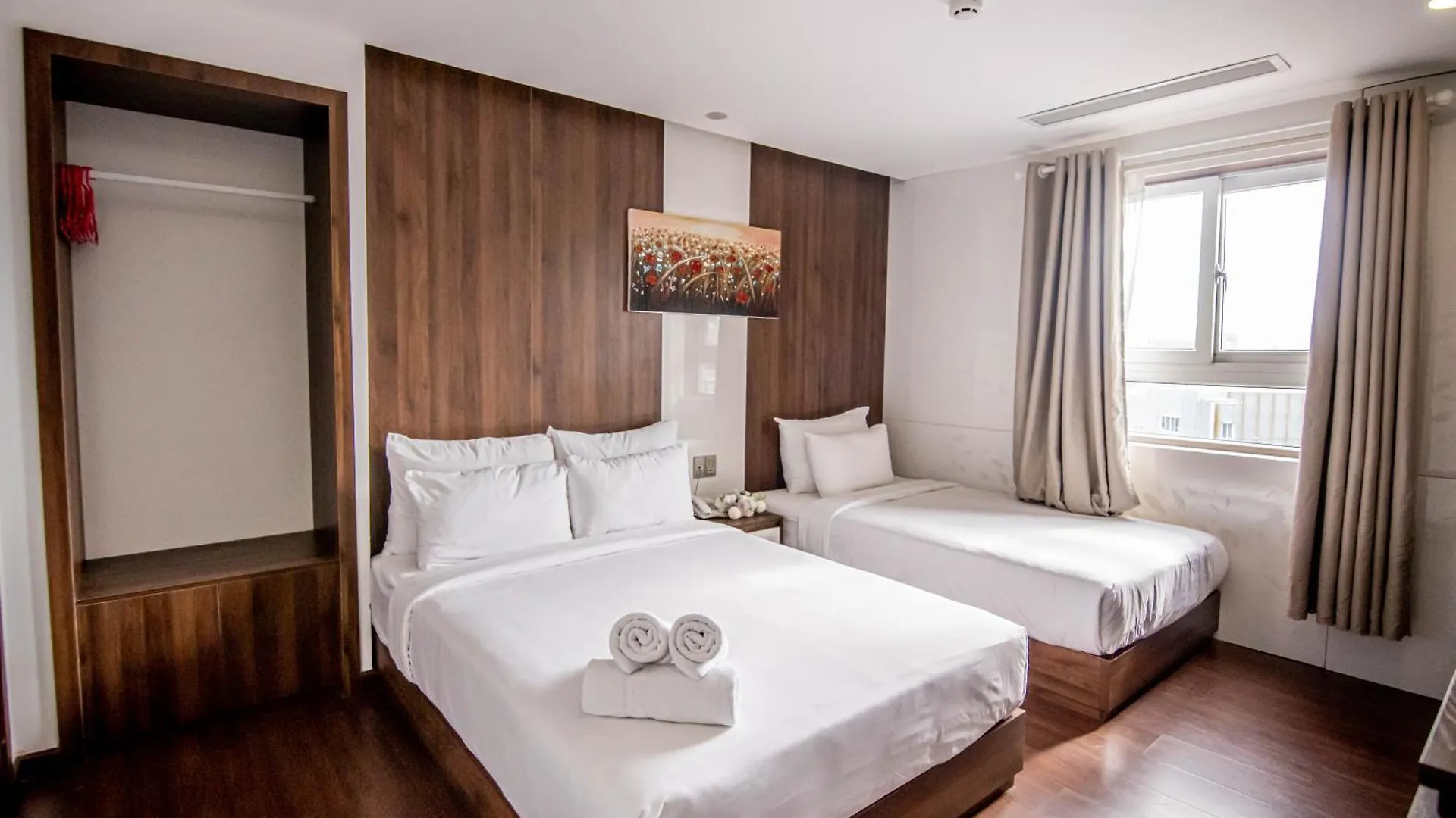 Gold Hotel Da Nang By Haviland 3*,